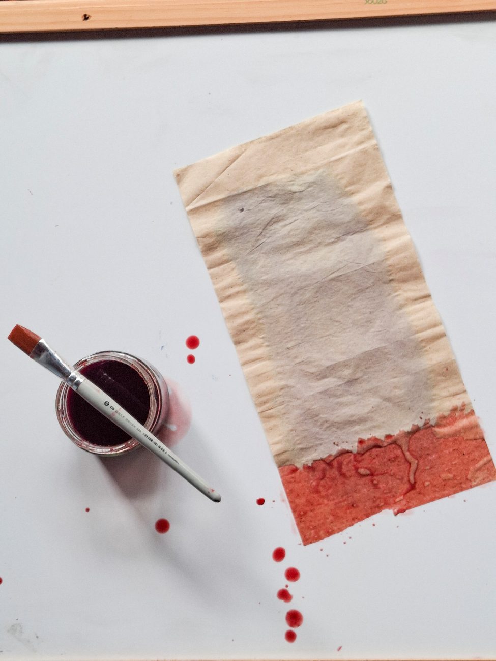 Processo da série Samai: pigmentos, papel de cânhamo e sol